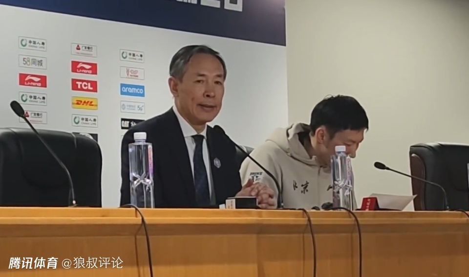 许利民：曾凡博手续问题因圣诞节有所耽误 新的外援目前在筛选阶段