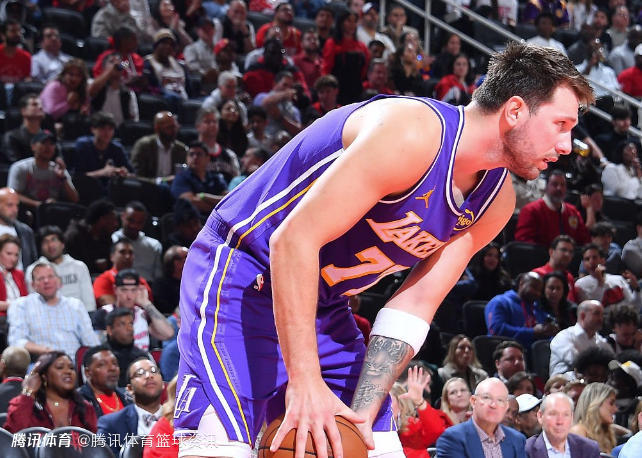 东契奇：詹姆斯是本场比赛最佳球员 我41岁时估计不会打球了