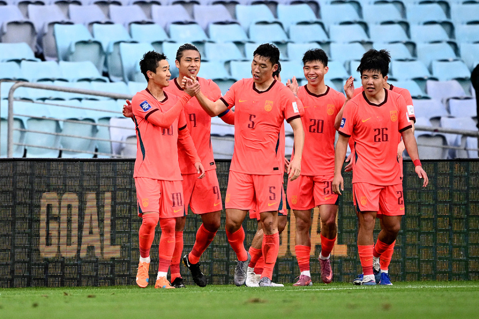 韩媒：中国男足完胜世界杯参赛队引轰动 强力复苏跻身亚洲强队之列