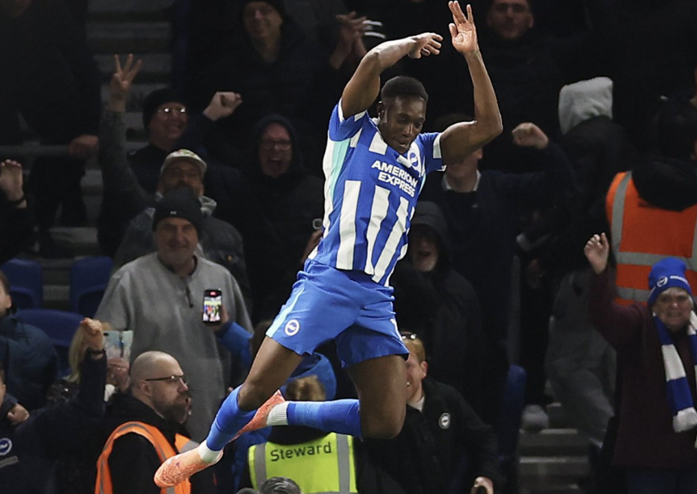 维尔贝克：我认为每个队友都表现出色，能打进三球并保持零封很好