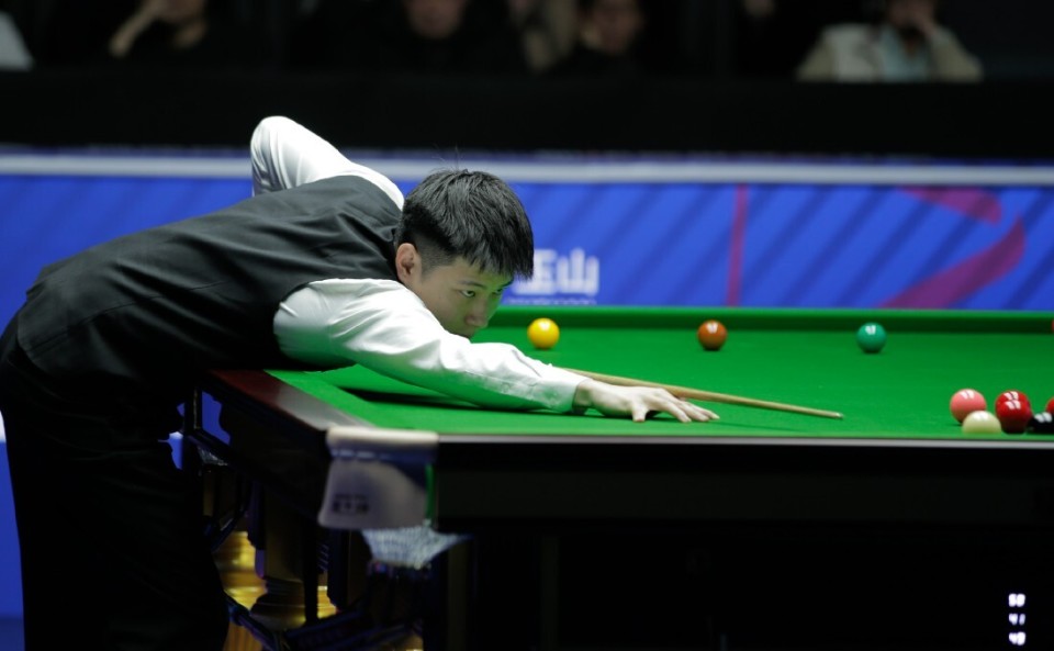 2-2后遭三连鞭！赵心童2-5不敌加里-威尔逊，无缘世界公开赛八强