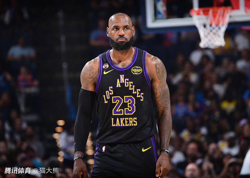 数据帝：詹姆斯创造生涯第二差纪录 马刺小将成NBA历史第二人