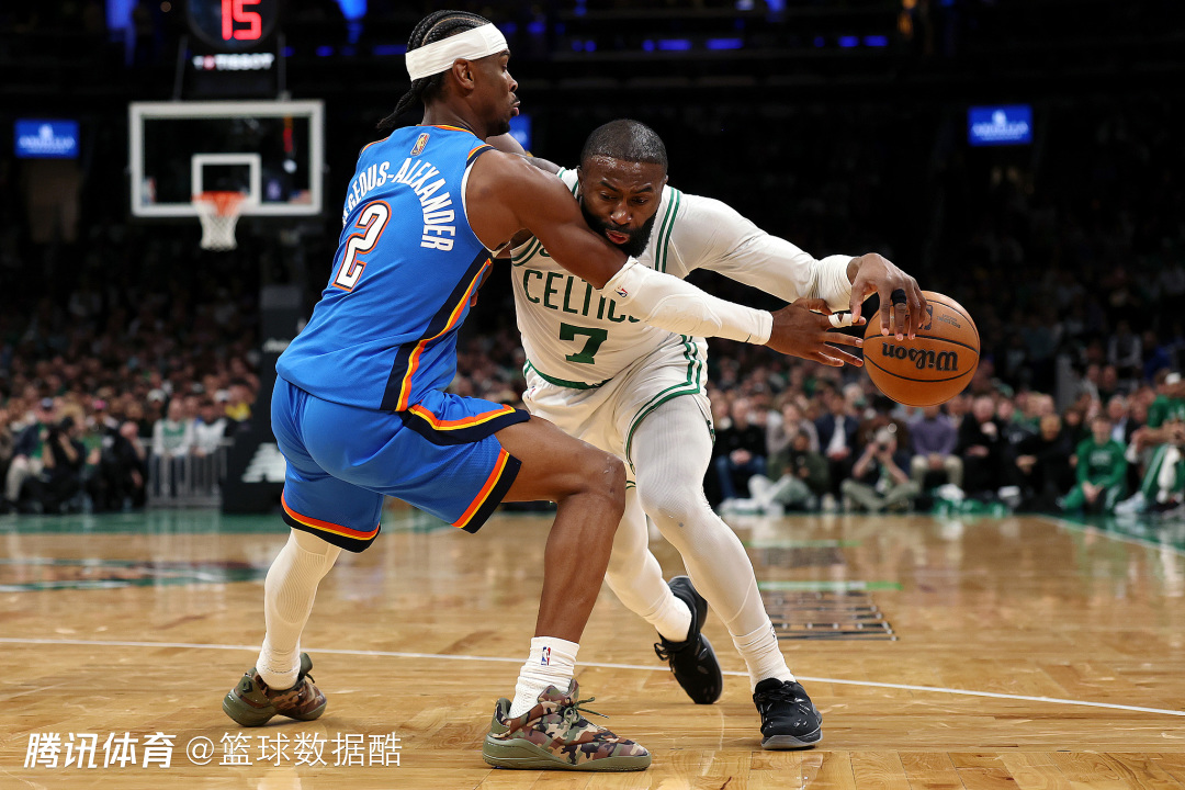 布朗赛季第33次得分30+平皮尔斯队史第5 坦言打雷霆渴望取胜