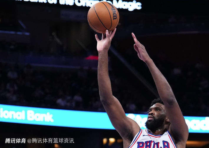 打铁大战！魔术76人上半场合计三分球33中3 双方都是各有1人进远投