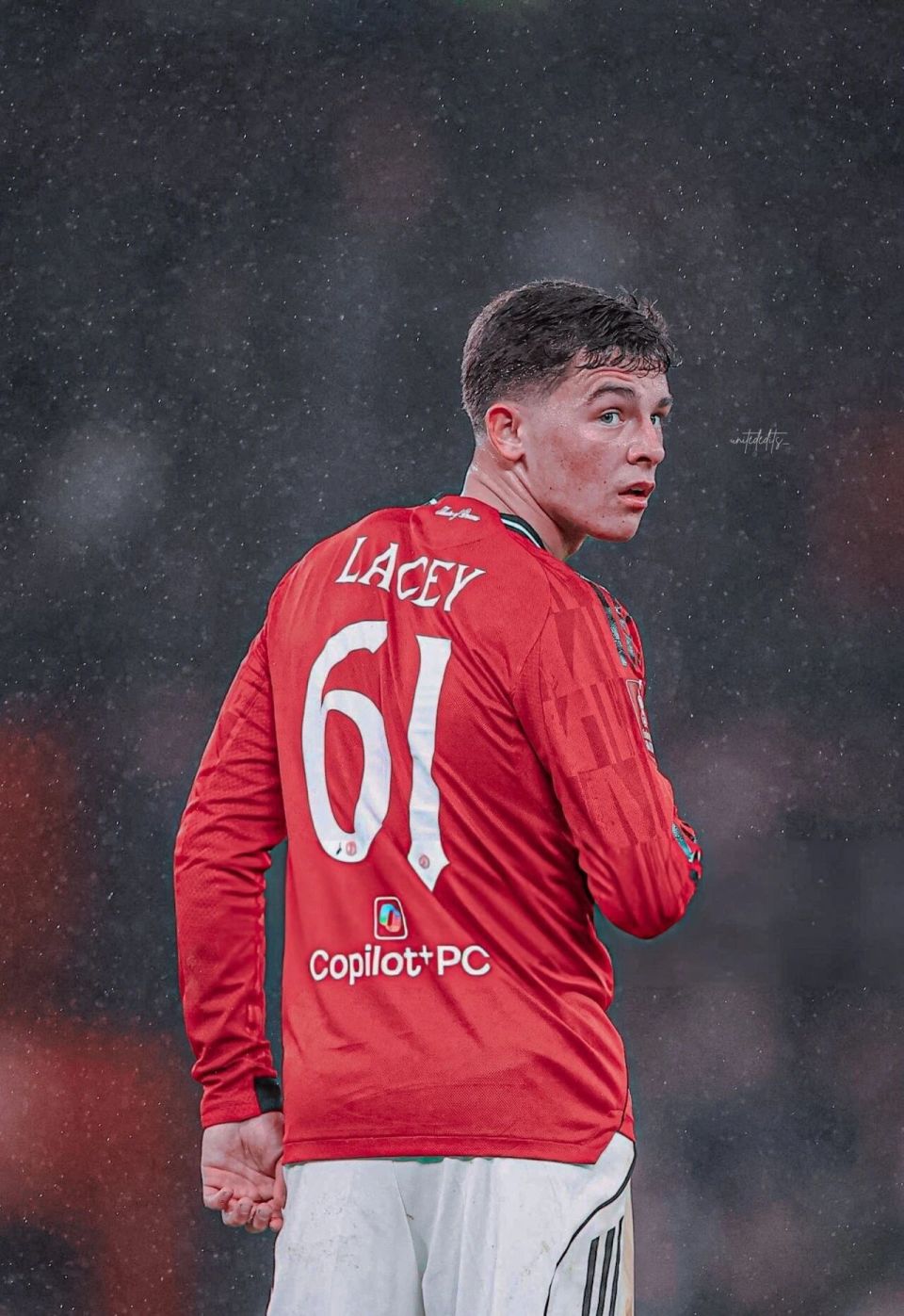 曼联官宣青训福登正式晋升一线队！小妖续约，有望参加今夏季前赛