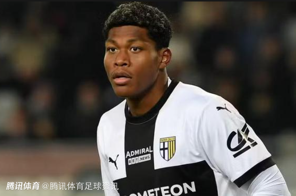 多少？铃木彩艳时隔4个月复出 主帅：他手指37处骨折+舟骨断裂仍坚持比赛