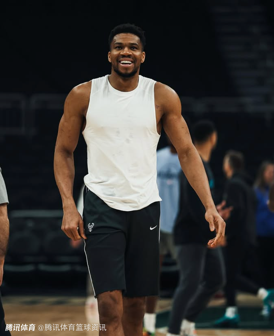 破防发声！字母哥IG表态从不旷工 库兹马现身评论区：别离开我们