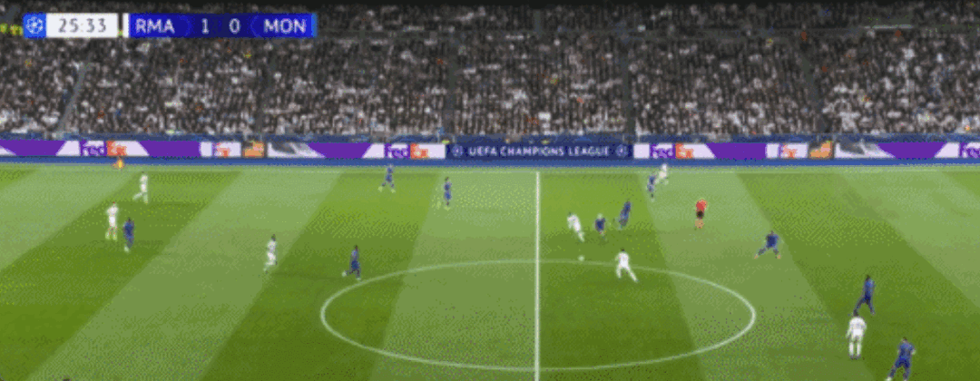 效率惊人！姆巴佩欧冠11球平C罗小组赛纪录 生涯414球已追平大罗