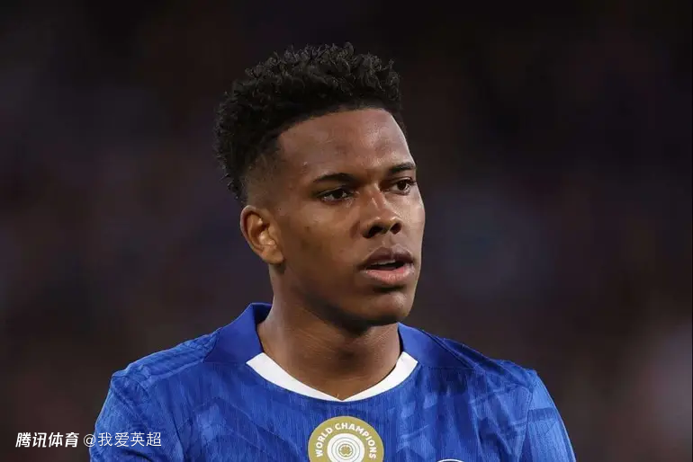 距开赛仅50天！曝巴西8000万天才无缘世界杯，4级腿筋拉伤+崩溃痛哭