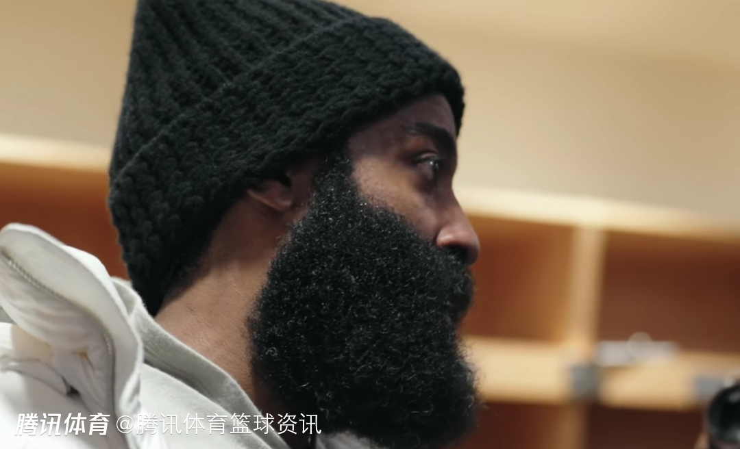 哈登：年轻球员们表现不可思议 我会努力帮助队友创造机会