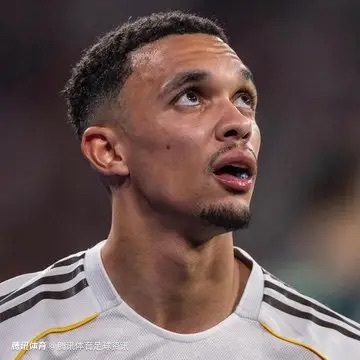 鲁尼质疑：阿诺德落选英格兰名单“难以置信” 或牵涉更衣室问题