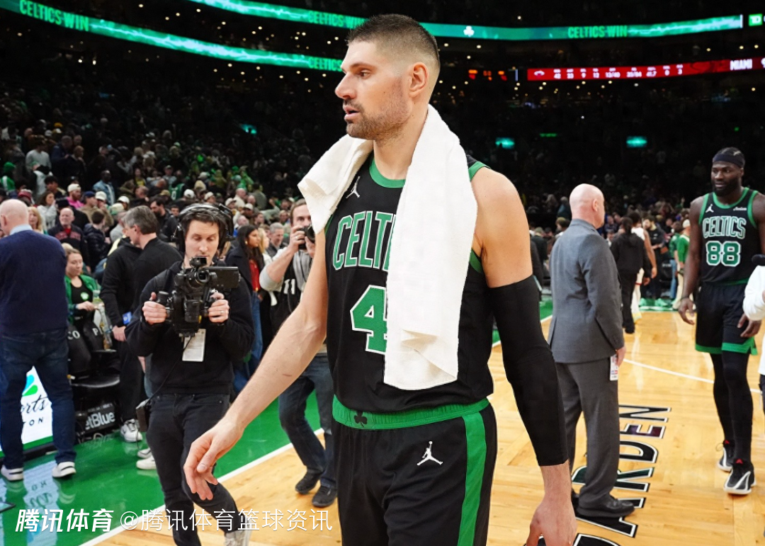 凯尔特人官方：武切维奇接受右手无名指骨折修复手术 将在3-4周后复查