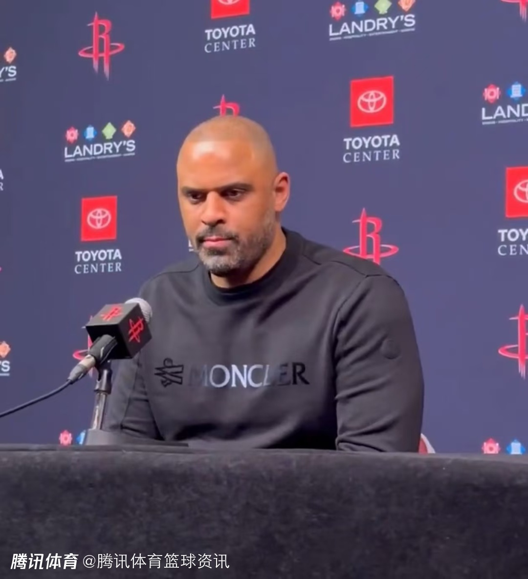 乌度卡：杜兰特被包夹对球队其实有利 但失误问题必须解决