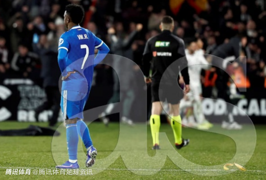 阿斯报：皇马客战阿尔瓦塞特现种族歧视 球迷向维尼修斯投掷香蕉并辱骂