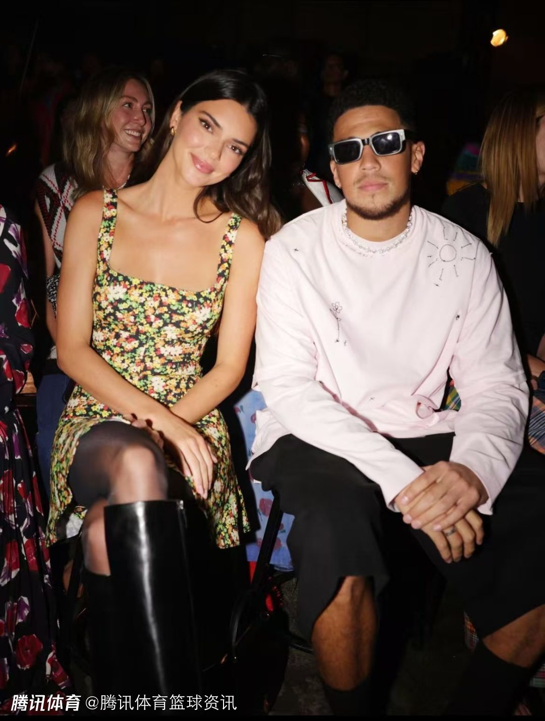 暧昧延续！布克对赌赢100万美元调侃詹娜：卡戴珊魔咒被我打破了