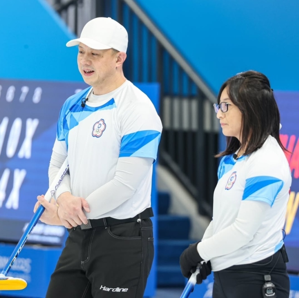 冰壶混双世锦资格赛“中国德比”！叶紫萱/于森最后一战对手是他们
