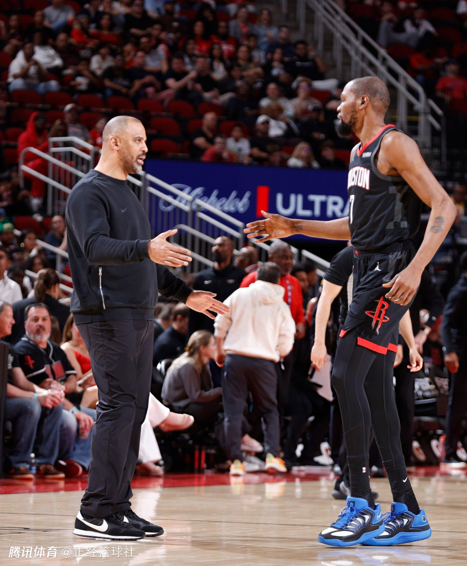 杜兰特32+6+5拯救火箭！关键时刻挥起镰刀：中投准绝杀+致胜两罚