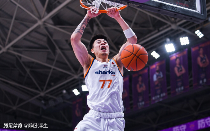 联赛第一！上海双杀吉林豪取14连胜 张镇麟12+6+5古德温24+7+8