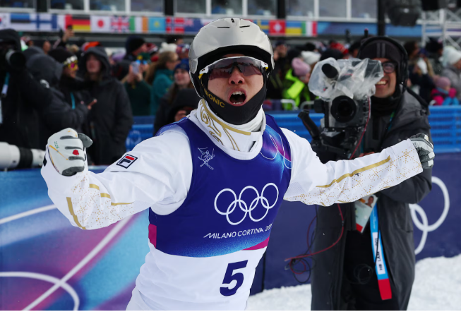 王心迪否极泰来从预赛一路完美到夺冠 曾两战奥运四跳全失利止步预赛