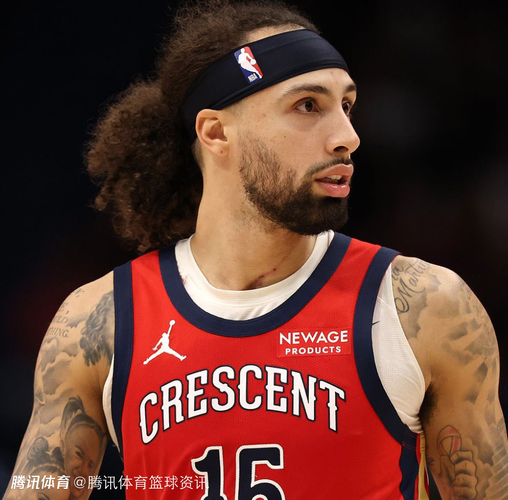 欲补强后场？尼克斯对阿尔瓦拉多展现出兴趣