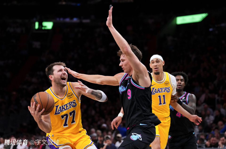 湖人逆转热火豪取8连胜！东契奇狂飙60+9三分新高 詹姆斯三双再创纪录