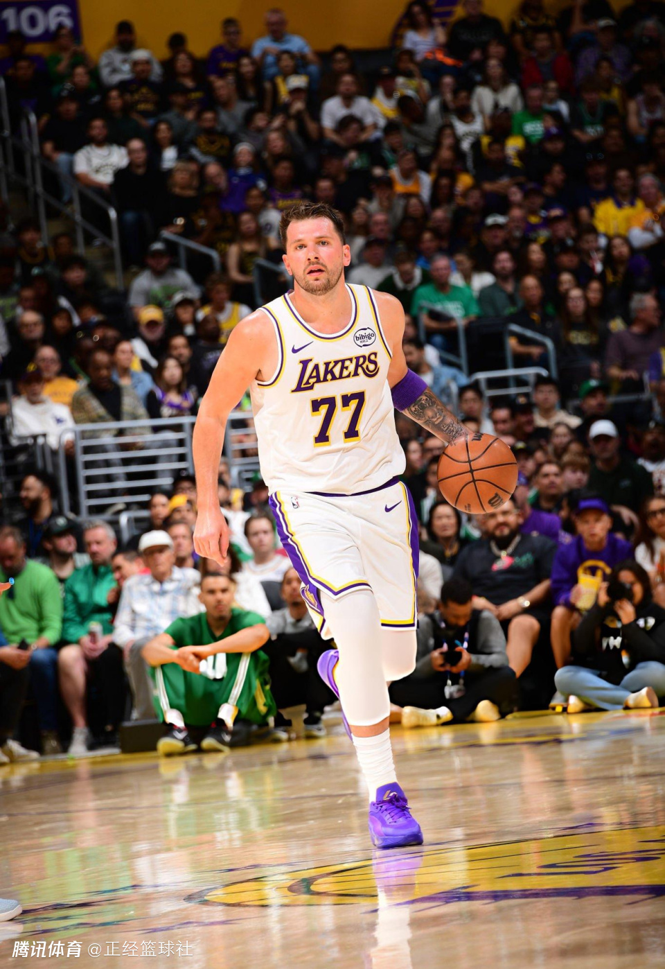 东契奇仅25分再负凯尔特人！险受伤一幕太揪心 正负值-21全场最差