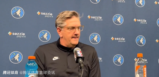 芬奇：大家在进攻端强行出手 连续失误和糟糕投篮选择葬送比赛胜利