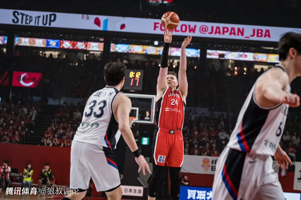 日本男篮逆转韩国引热议 霍金森24+7强势回归 利好中国有望坐三望二