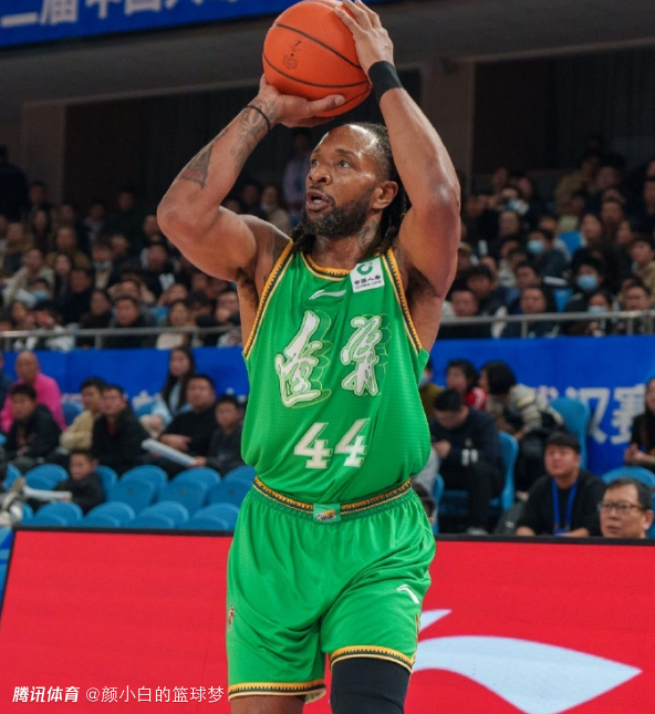 威尔斯26+4献关键罚球！辽宁险胜宁波避连败 付豪16+10马丁14分