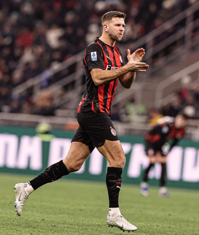 时隔33年再造神迹！囧叔神换人新援一剑封喉，AC米兰1-0力克莱切