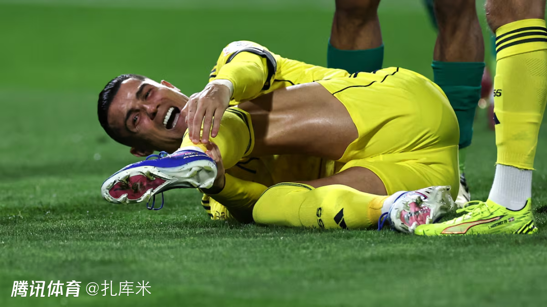 西媒：私人飞机离开但C罗仍在沙特境内，已开启康复进程