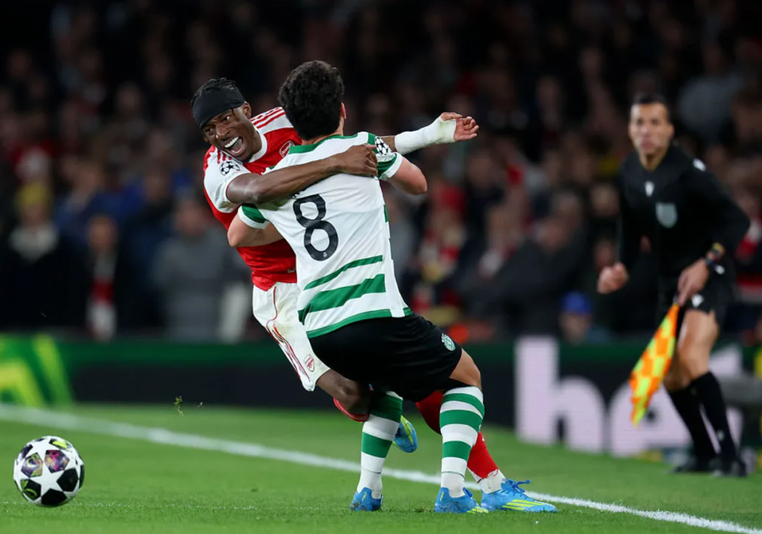 跟队记者：马杜埃凯的伤势不严重，阿森纳相信他能出战曼城