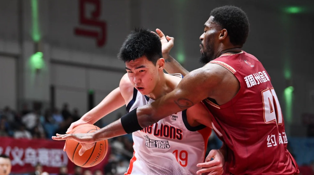 程帅澎26分李悦洲15分浙江17分完胜广州 徐昕10分7篮板