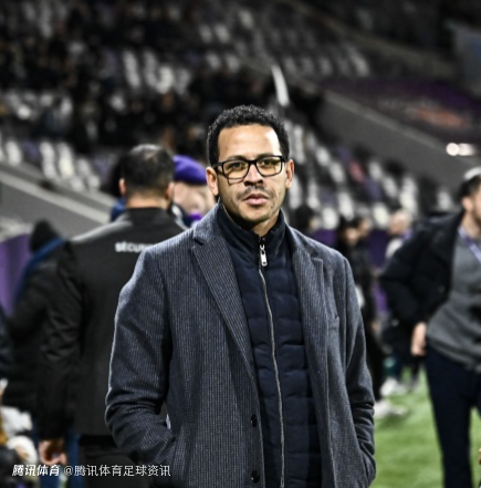 不满！TA：斯特拉斯堡最大球迷组织抗议罗塞尼尔转投切尔西