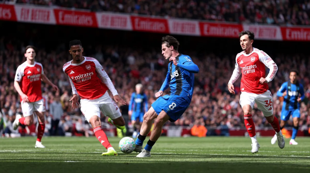 基翁：现在所有人都不看好阿森纳，看起来他们的压力非常大