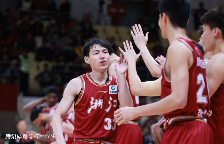 浙江加时终结青岛4连胜：王奕博首战旧主5犯毕业 韦瑟斯庞21+8失误