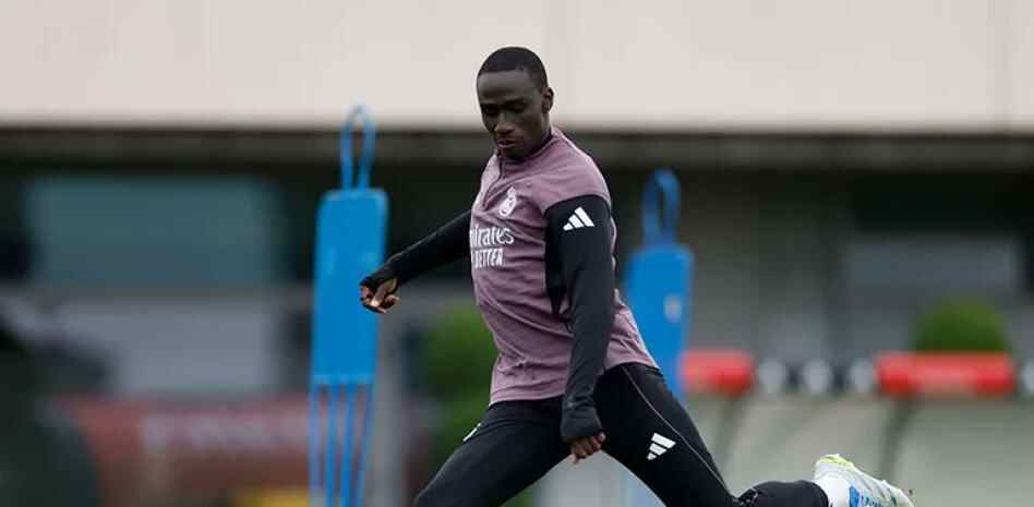 西媒：门迪可能成为次回合的奇兵，皇马希望用他限制奥利塞