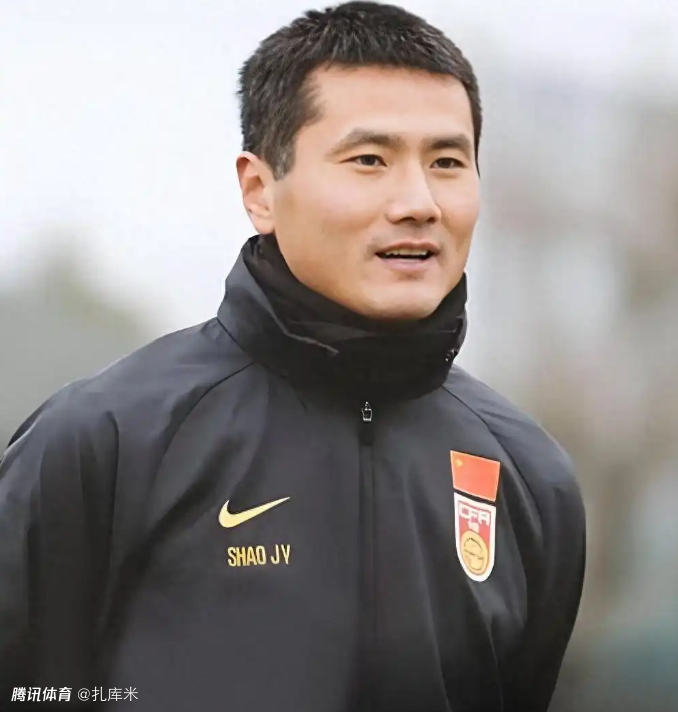 邵佳一：中国足球不会去学巴西、而要学欧洲，国脚能力并不差