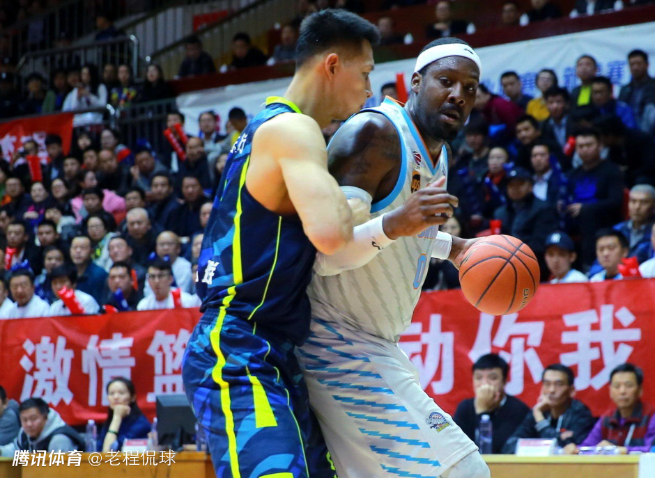 周琦自揭CBA最难防对手是布拉切 后者曾砍43+9压制易建联