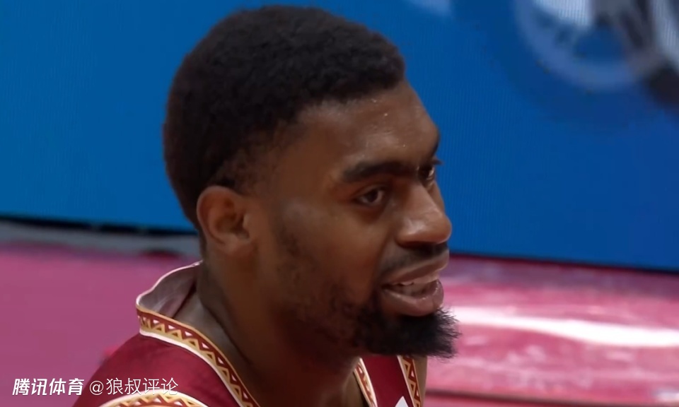 24分钟爆砍33分21篮板！浙江主帅：达卡里在低位的表现非常出色