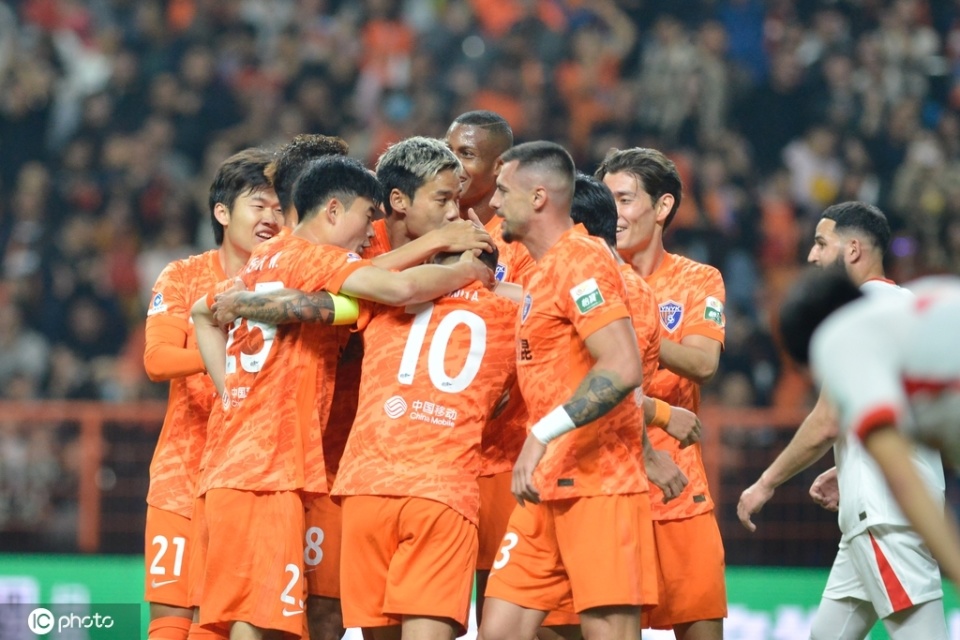 中超：玉昆4分钟2球3-1海牛 侯永永破门，邝兆镭替补出战