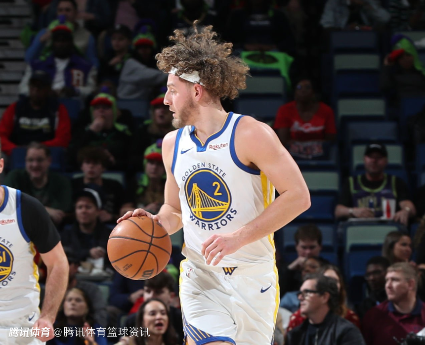 转型成中锋了？波杰姆斯基2场合计抓30篮板 创队史后卫纪录