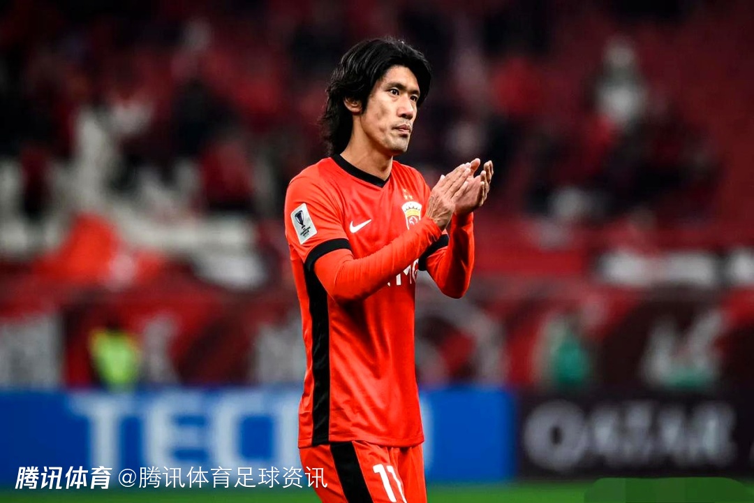 512场造181球！海港功勋老将吕文君退役 转型担任俱乐部梯队主教练