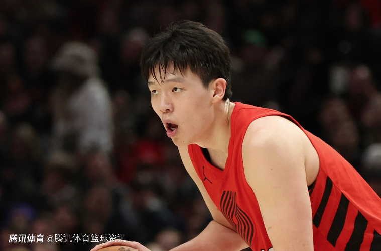 斯普利特：杨瀚森身体越来越壮逐渐适应比赛节奏 但他还有很多地方要提高