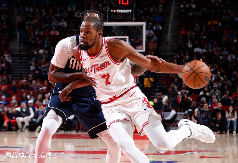 火箭6人上双擒独行侠！杜兰特17中6阿门准三双 弗拉格34+12