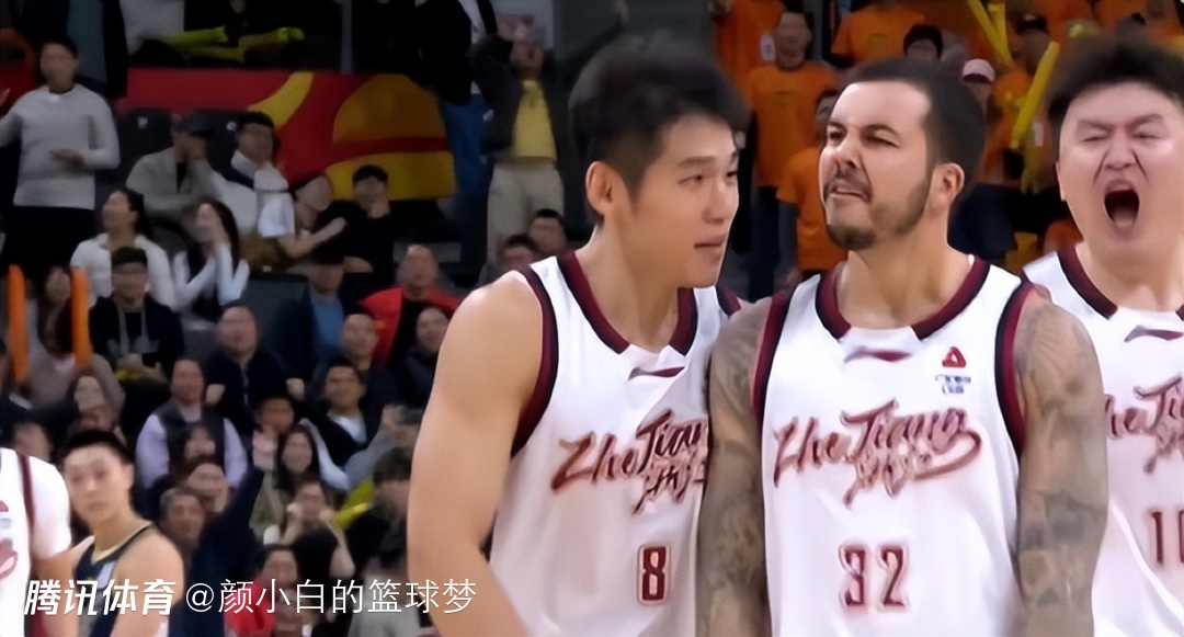 广东遭逆转徐杰不背锅！脚踝伤仅休4天就复出：22+5三分完压胡明轩