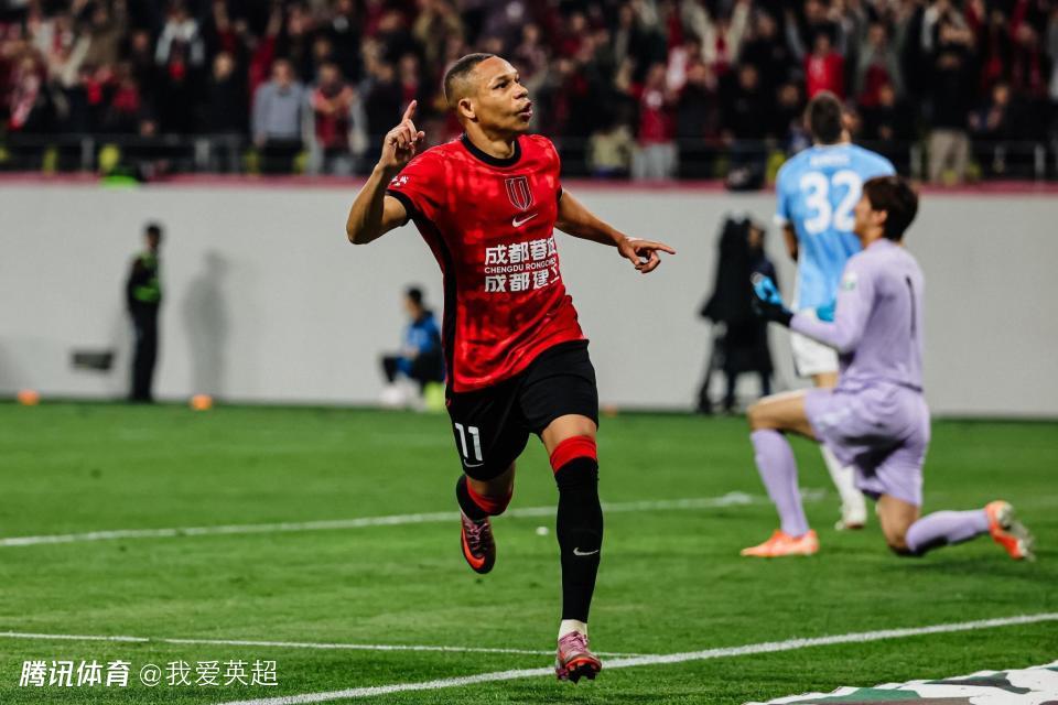 新赛季争冠？1-5把深圳打回原形！揭幕战最大惨案，40岁陈涛脸都绿了