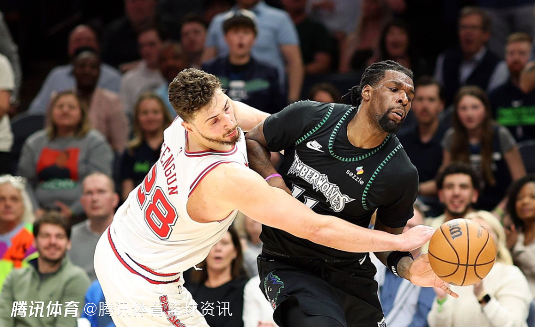 申京：球队开局打得很好理应拿下胜利 比赛太顺突然断电我们自己也没搞明白