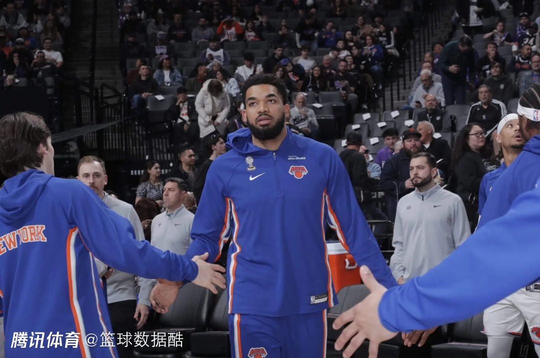 曝尼克斯本赛季尚未讨论交易唐斯 布朗迫切需要帮他找回状态