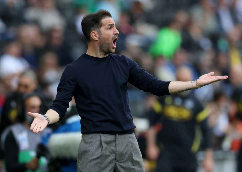 小法：攻防两端都很难找到空间，我对球队表现有更高期待